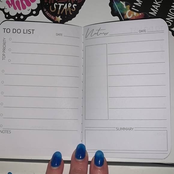 Journal and 22 stickers - Picture 3 of 7